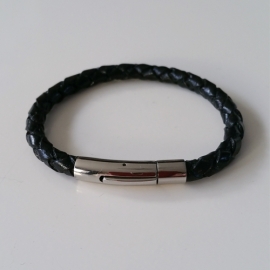 Leren armband met RVS sluiting