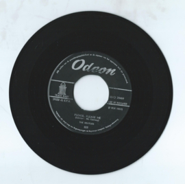 THE BEATLES – LOVE ME DO / PLEASE, PLEASE ME - 1963 (♪)