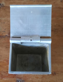 Asbak – Klapbaar, treinmodel, van geanodiseerd aluminium