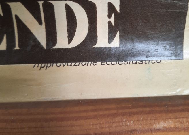 JEZUS KLOM DE CALVARIEBERG OP, ZIJN KRUIS DRAGENDE