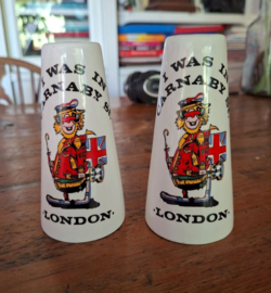 Vintage Carnaby Street London zout- en pepervaatjes – jaren ‘60