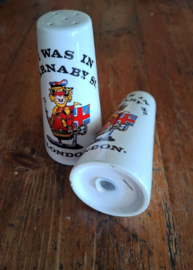 Vintage Carnaby Street London zout- en pepervaatjes – jaren ‘60