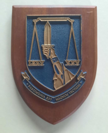 Wapenschild - PARSIMONIA EST MAGNUM VECTIGAL – DEBKL – jaren ‘80