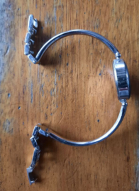 Horloge – MERKLOOS, beugelband, zilverkleurig