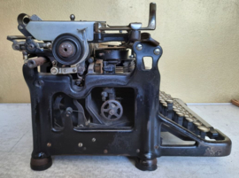 Typewriter – UNDERWOOD 6-11 –1933