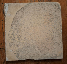 Antieke tegel, bloemen op vaas