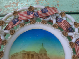 Wit glazen borden  souvenir Amerika