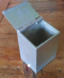 Asbak – Klapbaar, treinmodel, van geanodiseerd aluminium