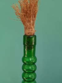 vintage bubbelglas Italiaanse Chianti fles in een mandje – jaren ‘60