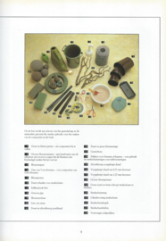 SFEERVOLLE BLOEMCOMPOSITIES MET NATUURLIJKE MATERIALEN – MING VEEVERS-CARTER - 1991