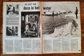 DE Spiegel – De wereld snelt te hulp! - 1953