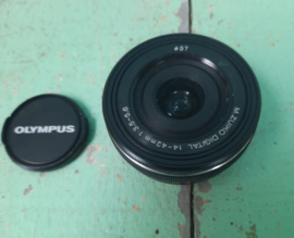 Lens – OLYMPUS – M.ZUIKO DIGITAL 14-42mm 1:3.5-5.6 EZ – ED MSC – ca. 2014