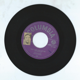 CLIFF RICHARD and The Shadows – NINE TIMES OUT OF TEN / THINKING OF OUR LOVE – 1960 (♪)