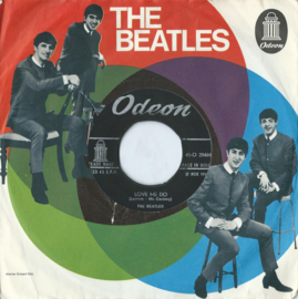 THE BEATLES – LOVE ME DO / PLEASE, PLEASE ME - 1963 (♪)