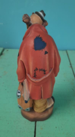 BEELD – clown – hout - Max met koffer