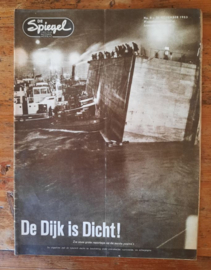 DE Spiegel – De Dijk is Dicht! - 1953