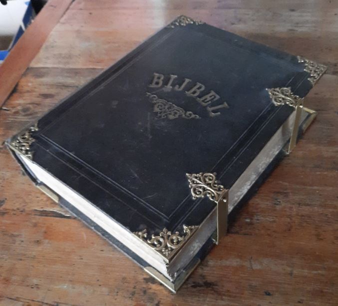 BIJBEL, DAT IS DE GANSCHE HEILIGE SCHRIFT ... – ca. 1900