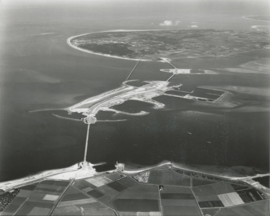 Werken in de Oosterschelde - B.V. Voskuil - met extra's - 1986