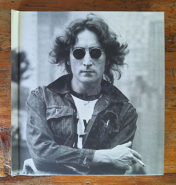 LENNONlegend: Het leven van John Lennon in beeld – James Henke – 2003