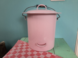 Roze emaille emmer met deksel