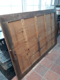 Brocante eettafel