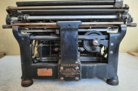 Typewriter – UNDERWOOD 6-11 –1933