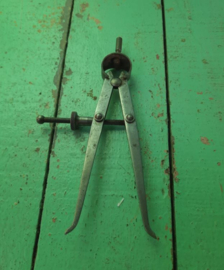 vintage steekpasser - MILLERS FALLS CO.