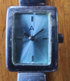 Horloge – AVON 102 ICW (A)