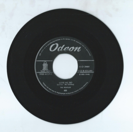 THE BEATLES – LOVE ME DO / PLEASE, PLEASE ME - 1963 (♪)