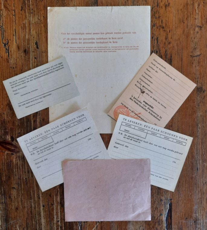 DIVERSE FORMULIEREN – 1940-1945