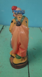 BEELD – clown – hout – Clown met hoepel en hond