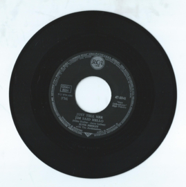 ELVIS PRESLEY – JUST TELL HER JIM SAID HELLO / SHE'S NOT YOU - 1962 (♪)