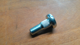 Wheel stud 0402-974