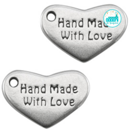 Metalen label hartje Handmade With Love  zilverkleurig 12MM