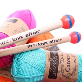 Knit Affair Knitting Needles Luminous Red 10 mm length 35 cm