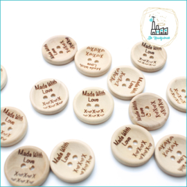 Wooden Button 20 mm 'Made with Love'