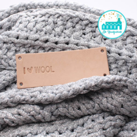 Big Labels 8 cm x 3 cm 'I Love Wool' transverse