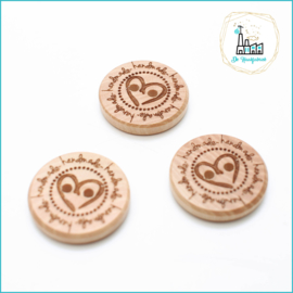 Wooden Button 20 mm 'Handmade with heart'