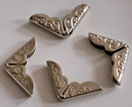 Metalen Hoekjes mini - Zilver