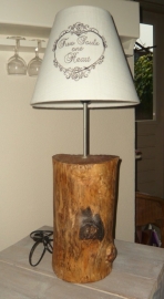 Boomstam lamp