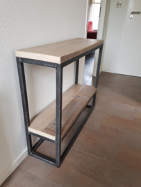 Industrieel frame met oud steigerhout