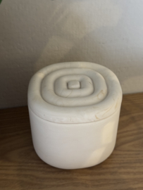 Handgemaakt Potje met ribbel deksel