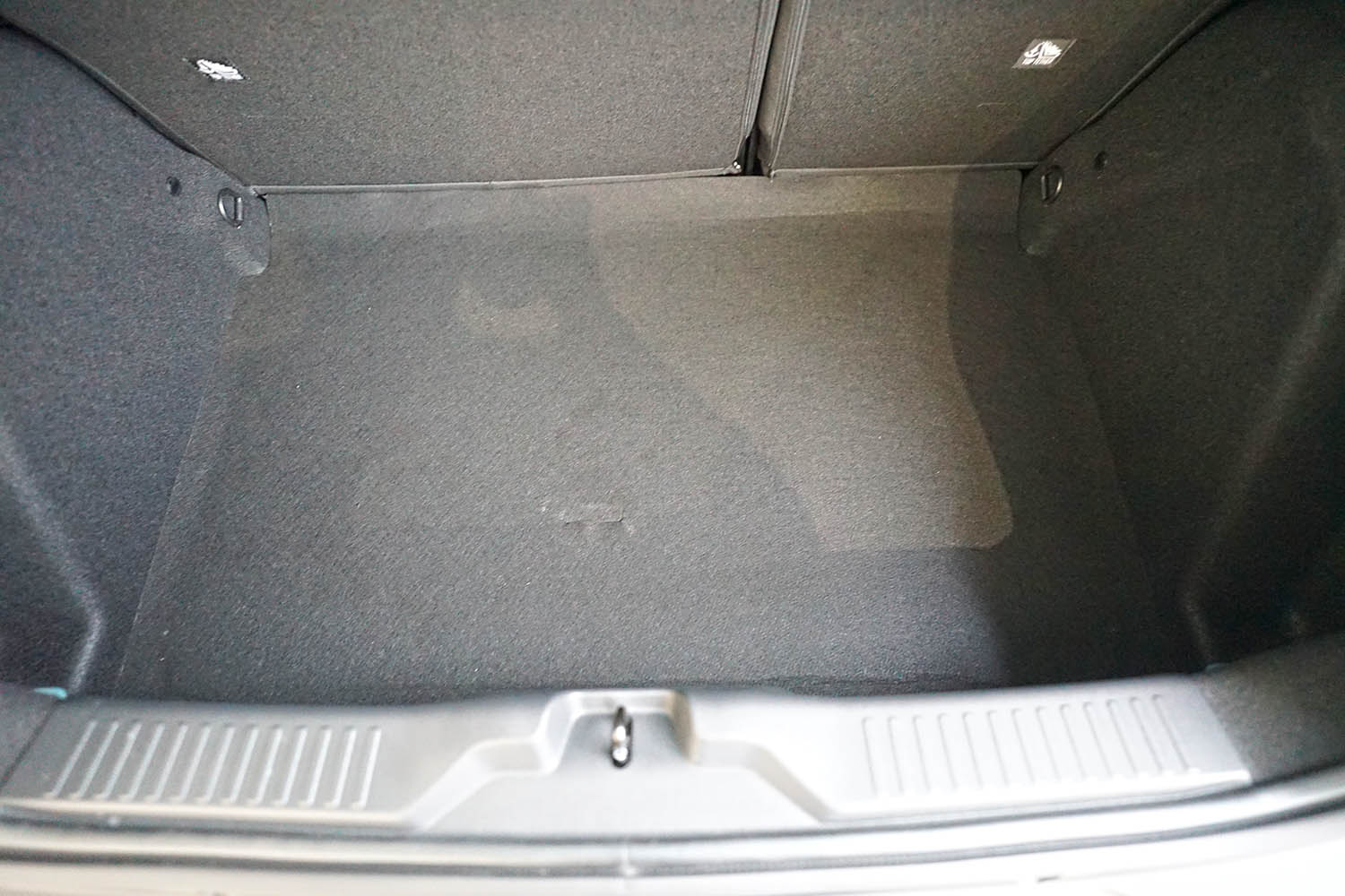 Rubberen Kofferbakmat op Maat – Citroën C3 IV / e-C3 IV – vanaf 2024 – Vaste koffervloer (zonder verstelbare laadvloer)