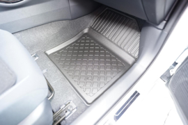 Automatten Rubber – op Maat – Toyota Prius V Plug-in Hybrid vanaf 2023 – Voetruimte