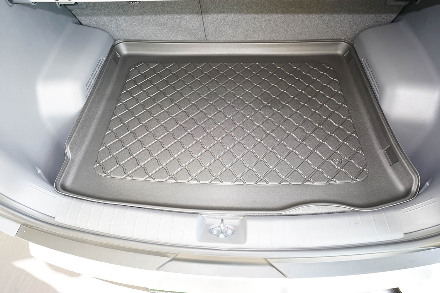 Rubberen Kofferbakmat op Maat – Kia EV3 SUV – vanaf 2024 – Verstelbare koffervloer (hoogste positie)