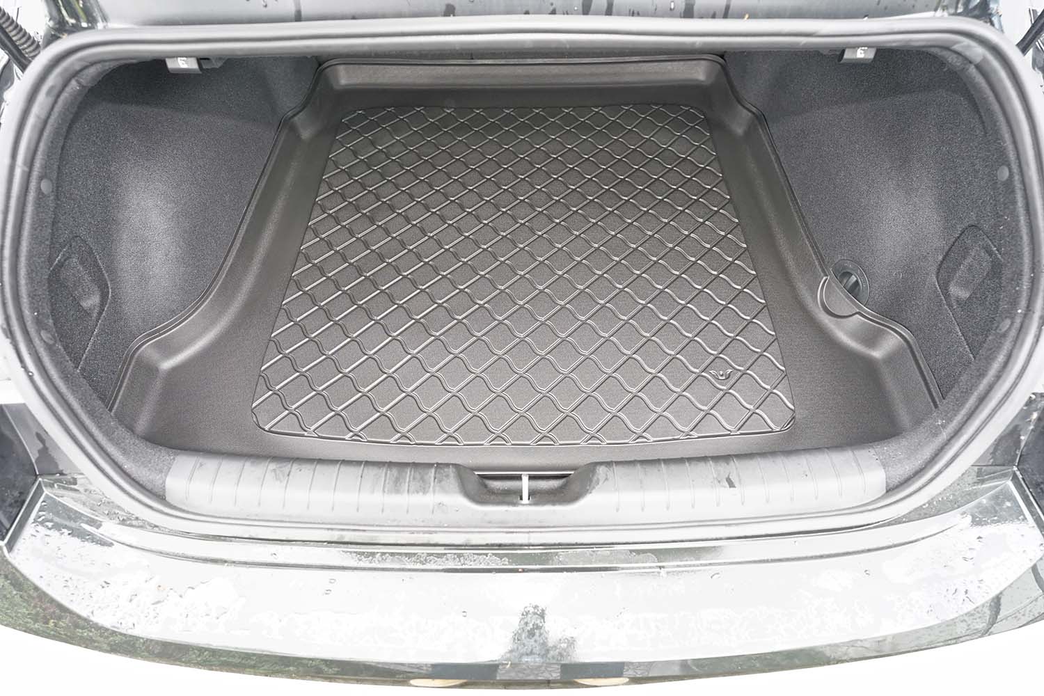 Rubberen Kofferbakmat op Maat – Hyundai Ioniq 6 (electric) S/4 – vanaf 11.2022 –