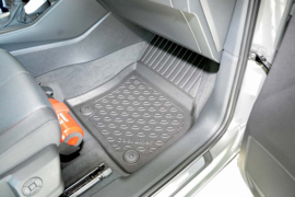 Automatten kunststof Schaalmatten Audi Q3 (F3) & Quattro SUV/5 08.2018- / Audi Q3 Sportback SUV/5 09.2019- / Audi Q3 Sportback TFSI e Plug-in Hybrid SUV/5 01.2021- / Audi Q3 (F3) TFSI e Plug-in Hybrid SUV/5 01.2021>