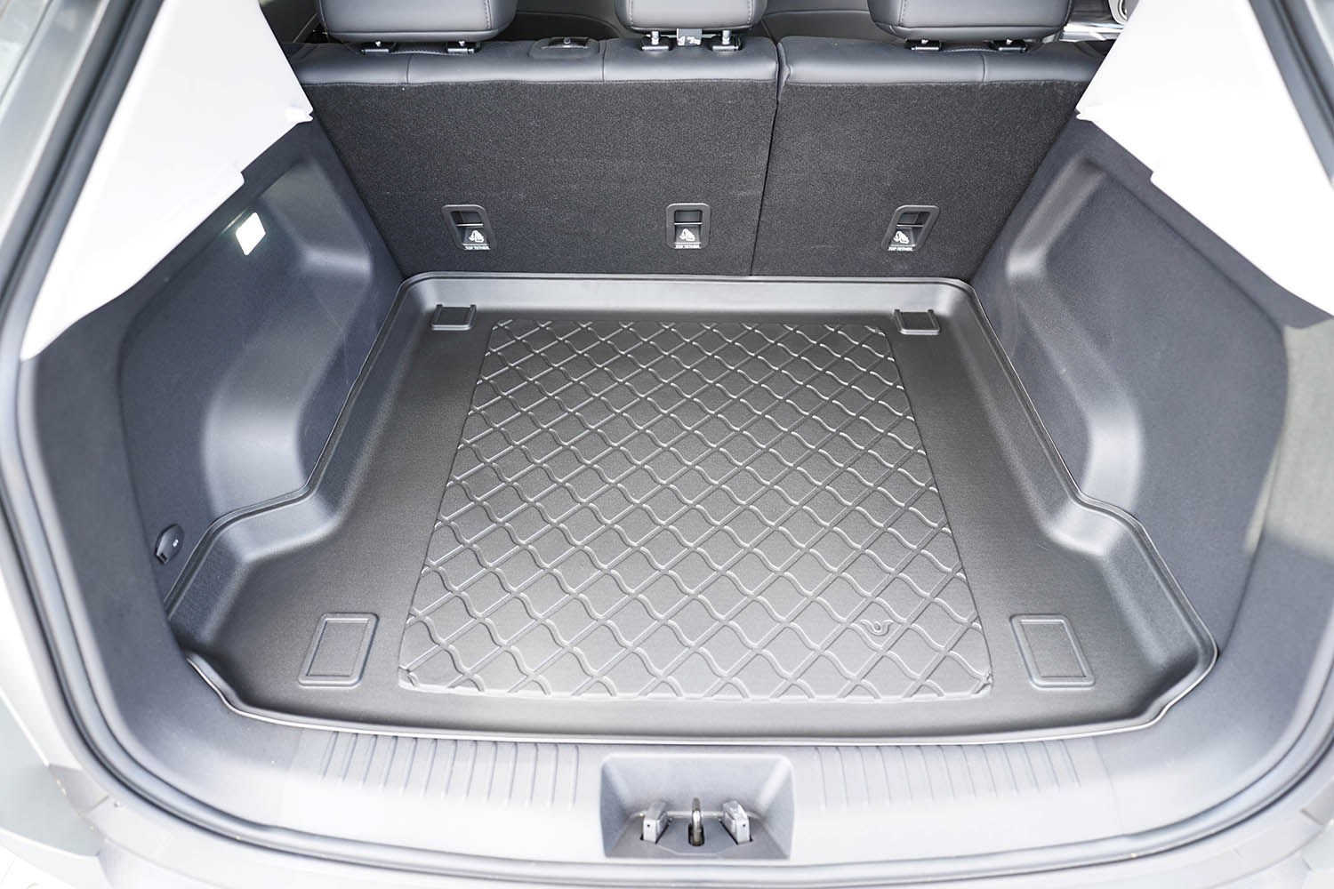 Rubberen Kofferbakmat op Maat – Omoda 5 / E5 SUV – vanaf 2024 – Dubbele koffervloer (bovenste stand)