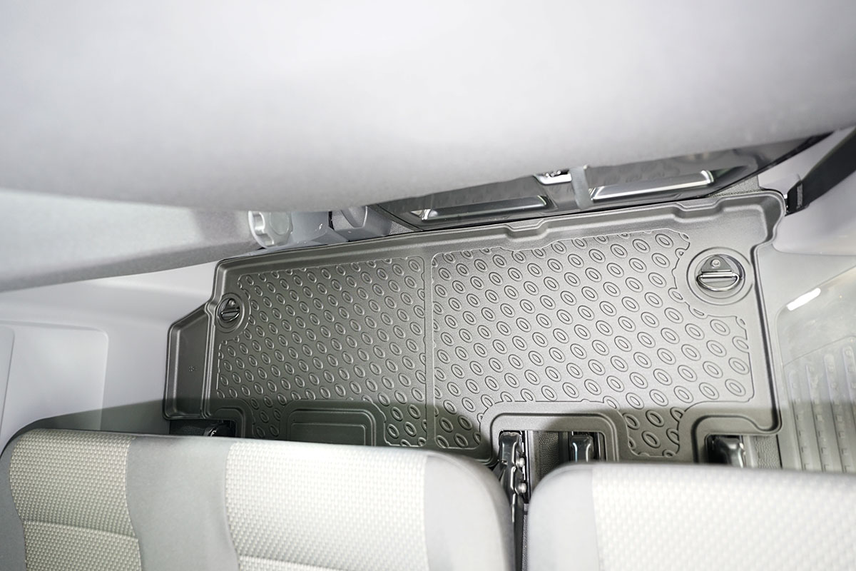 Automatten kunststof Schaalmatten Volkswagen T5 / T6 Caravelle, Multivan, Transporter panel van (kasten) + combi (Van / 5) 2003>