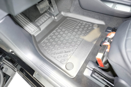 Automatten Kunststof  Schaalmatten Mercedes EQS X296 (electric) SUV/5 12.2022-; 5/7 seats; full set (FS), excl. 3e bankrij